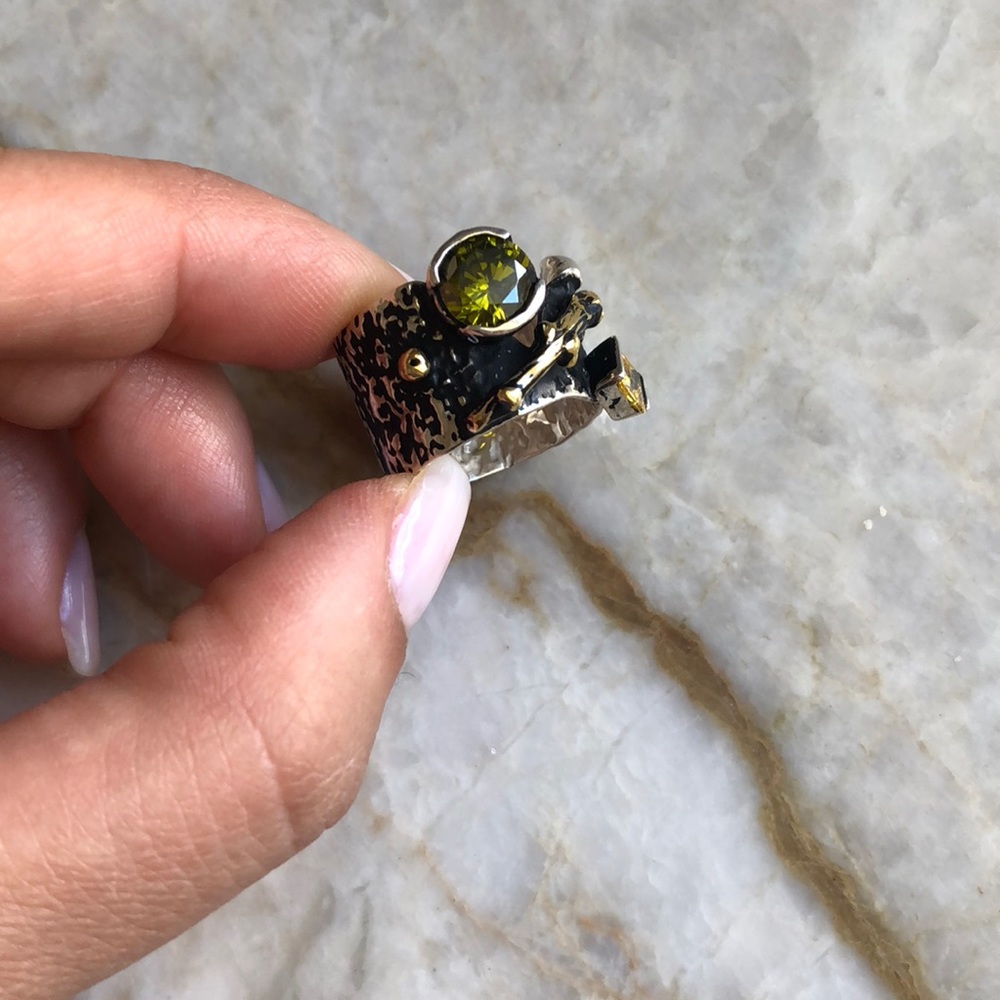 Ring - Picture 6 of 6